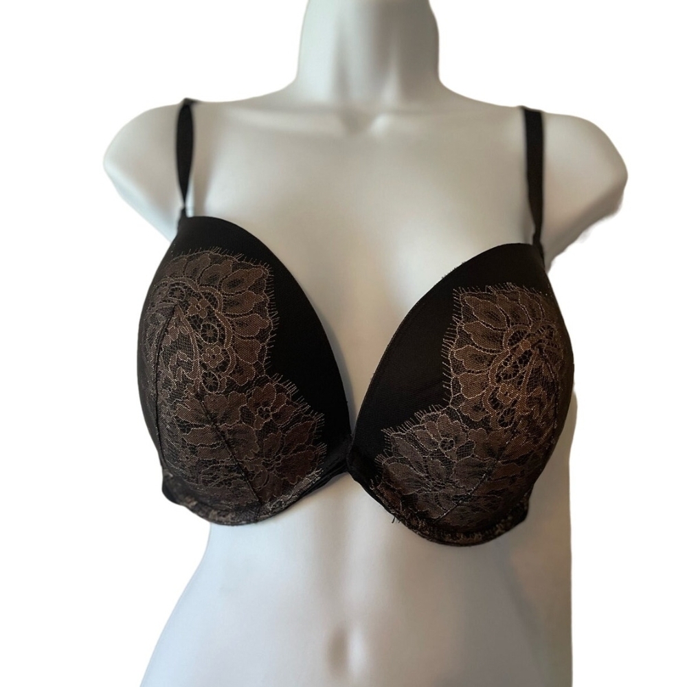 Victoria's Secret 38DD Push Up Black Lace Bra